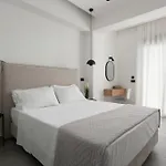 Blue Infinito Boutique Villa, Infinity Pool , Heated Jacuzzi & Panoramic Sea View Vilă