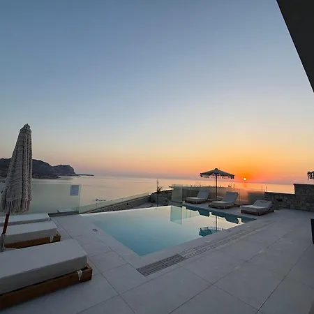 Blue Infinito Boutique Villa, Infinity Pool , Heated Jacuzzi & Panoramic Sea View Willa *