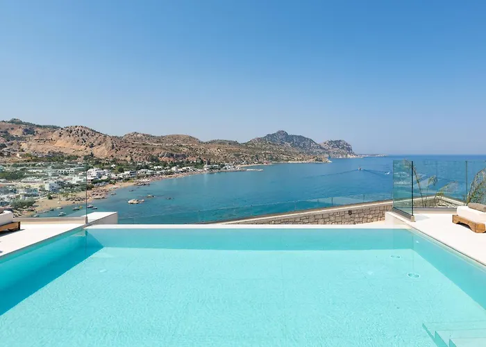 Blue Infinito Boutique Villa, Infinity Pool , Heated Jacuzzi & Panoramic Sea View * ארכאנגלוס