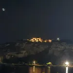 Blue Infinito Boutique Villa, Infinity Pool , Heated Jacuzzi & Panoramic Sea View فيلة