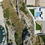 Blue Infinito Boutique Villa, Infinity Pool , Heated Jacuzzi & Panoramic Sea View * أرخانجلوس
