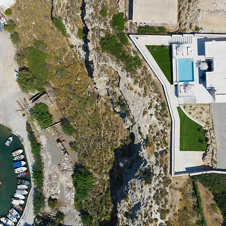 Blue Infinito Boutique Villa, Infinity Pool , Heated Jacuzzi & Panoramic Sea View * Архангелос