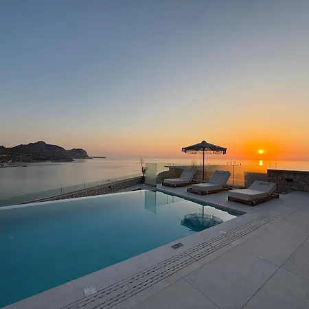 Blue Infinito Boutique Villa, Infinity Pool , Heated Jacuzzi & Panoramic Sea View 别墅 阿彻奇洛斯