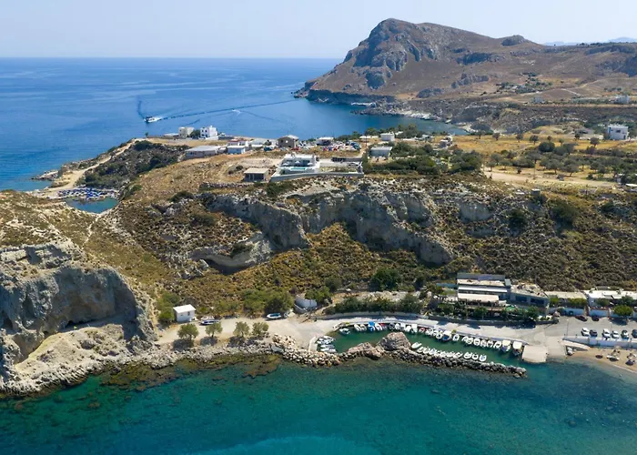 Villa Blue Infinito Boutique Villa, Infinity Pool , Heated Jacuzzi & Panoramic Sea View *