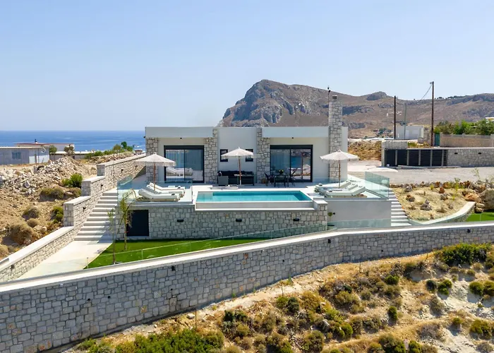 Blue Infinito Boutique Villa, Infinity Pool , Heated Jacuzzi & Panoramic Sea View Villa